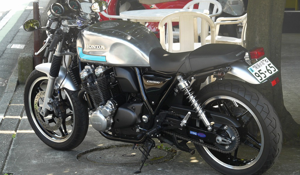 CB1100 FUGU CAFE RACER